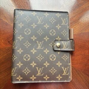 GM Louis Vuitton Brown Monogram agenda